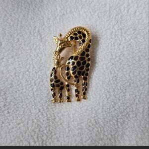Gold and Black Giraffe Brooch